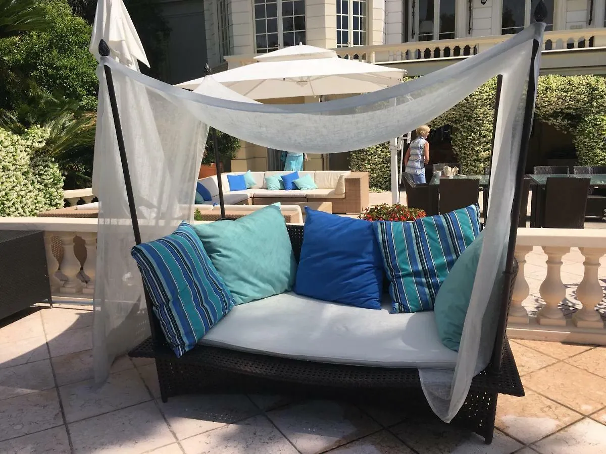 Villa L'Abri Cannes 0*,  France